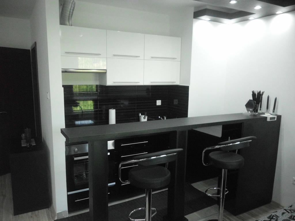 Feszek Apartman Debrecen Phòng bức ảnh